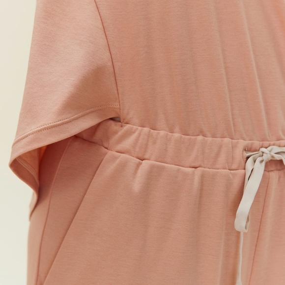 NEIWAI Summer Moonlight Sleeveless Jumpsuit light coral - Picture 4 of 8